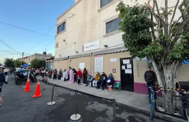 Largas filas por trámites de credencial de elector en último día (VIDEO)