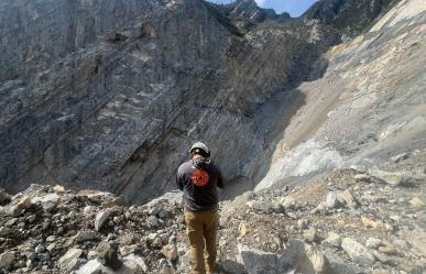 Muere trabajador tras desbarrancarse en pedrera de Escobedo