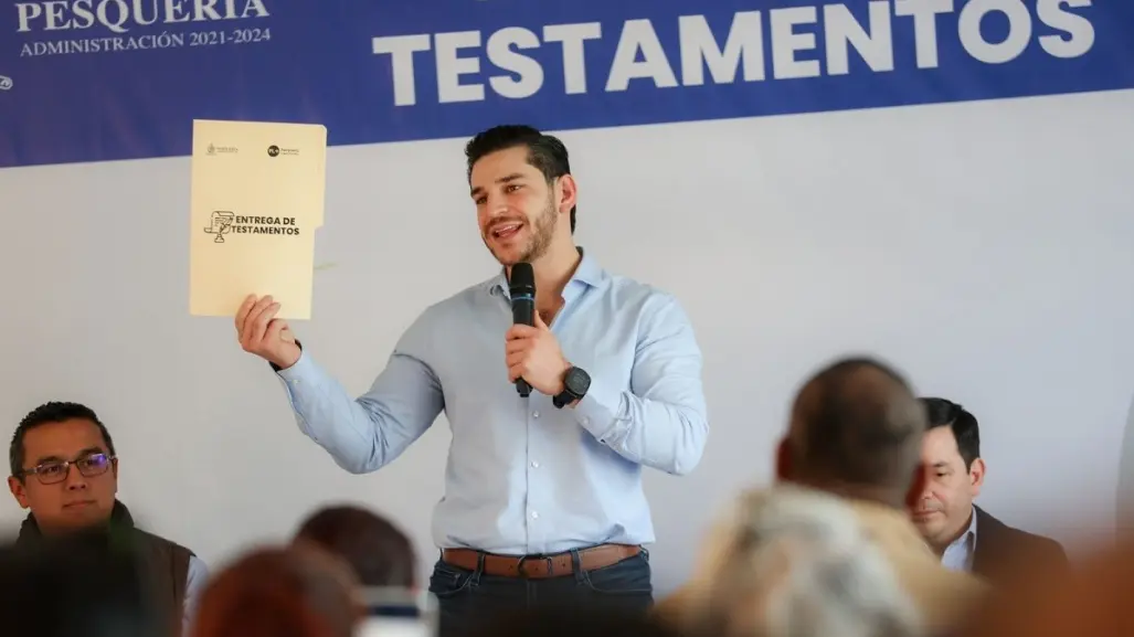 Entregan testamentos gratuitos a familias de Pesquería, Nuevo León