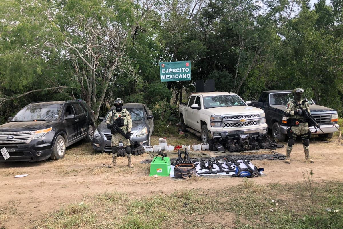 Armamento, equipo y vehículos asegurados por la SEDENA.