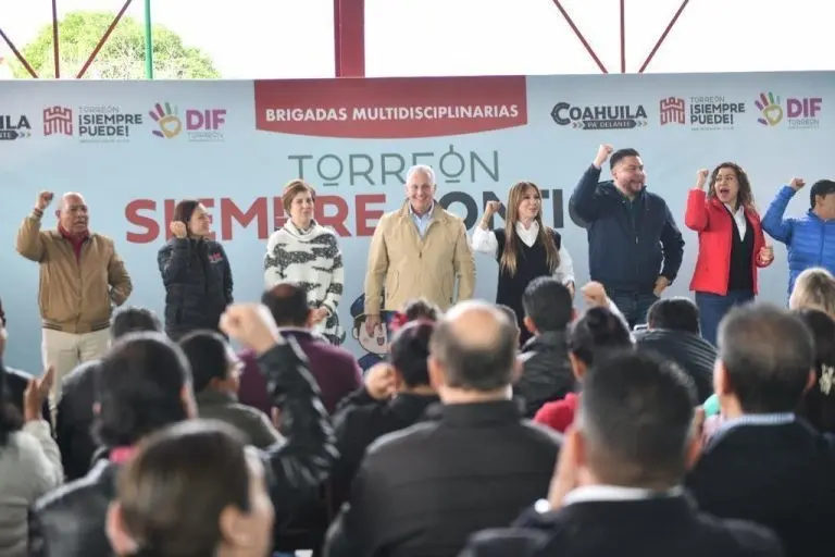 El alcalde encabezó una brigada en la colonia Campo Nuevo Zaragoza. (Fotografía: Gobierno de Torreón)
