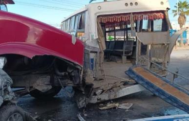 Diez lesionados por choque múltiple en San Fernando