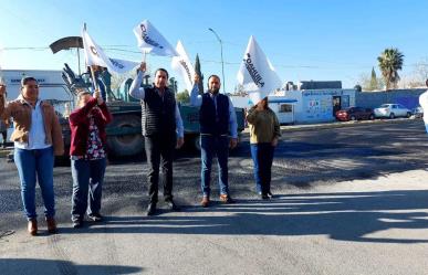 Arrancan trabajos de recarpeteo en colonia Santa Fe en Ramos Arizpe