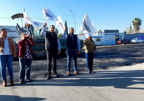 Arrancan trabajos de recarpeteo en colonia Santa Fe en Ramos Arizpe