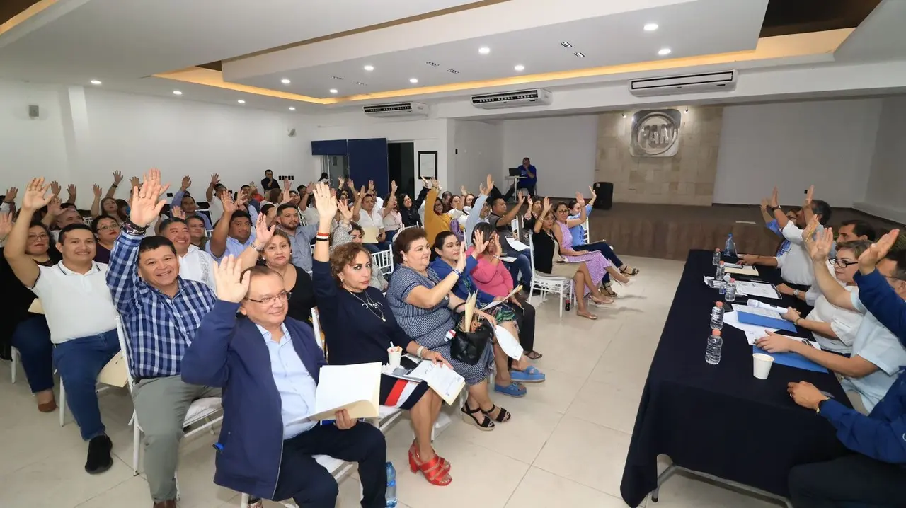 Conoce los candidatos aprobados a la por la Comisión Permanente del Consejo Nacional del partido. Foto: PAN Yucatán.