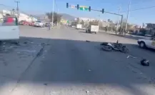 Choque entre auto y moto deja un herido en Monterrey