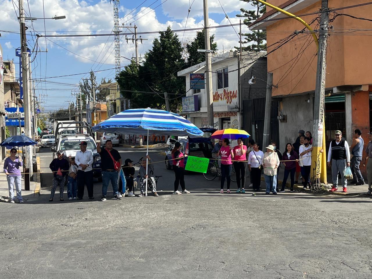 La circulación vial es afectada en la Avenida R1, las alternativas son: Avenida Central y Vía Morelos. Foto: Israel Lorenzana