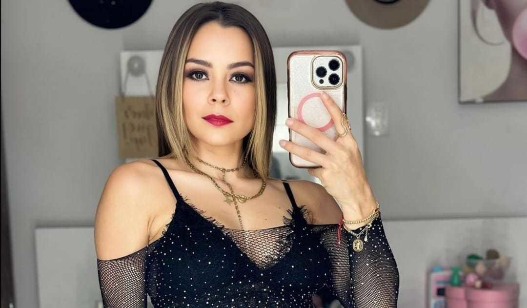 Gaby Ramírez sufre accidente en pleno programa (VIDEO)