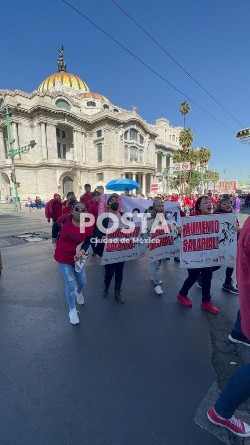 Profesores de la CNTE marchan en CDMX, exigen cumplimiento de pliego petitorio. Foto: Ramón Ramírez