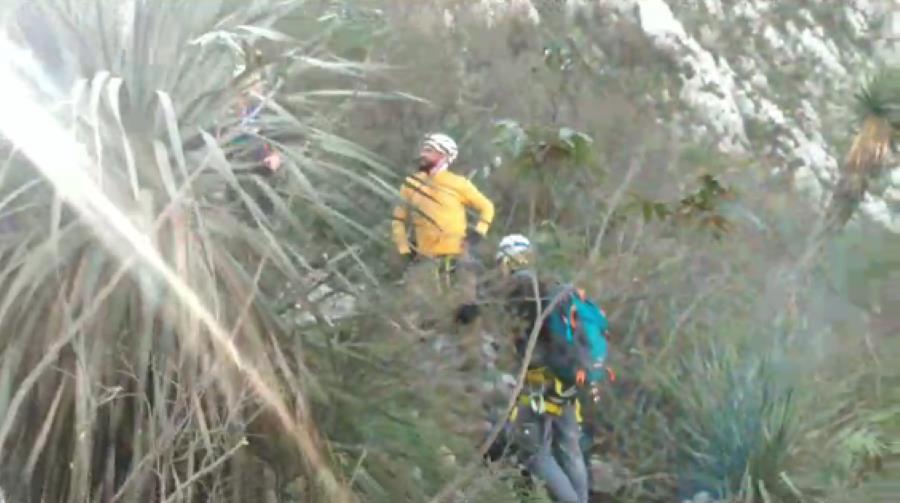 Protección Civil localiza a hombre lesionado en Nido de Aguiluchos (VIDEO)