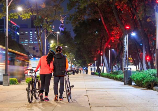 ¡Es una cita!, habrá paseo nocturno en bici del Día del Amor y Amistad en CDMX