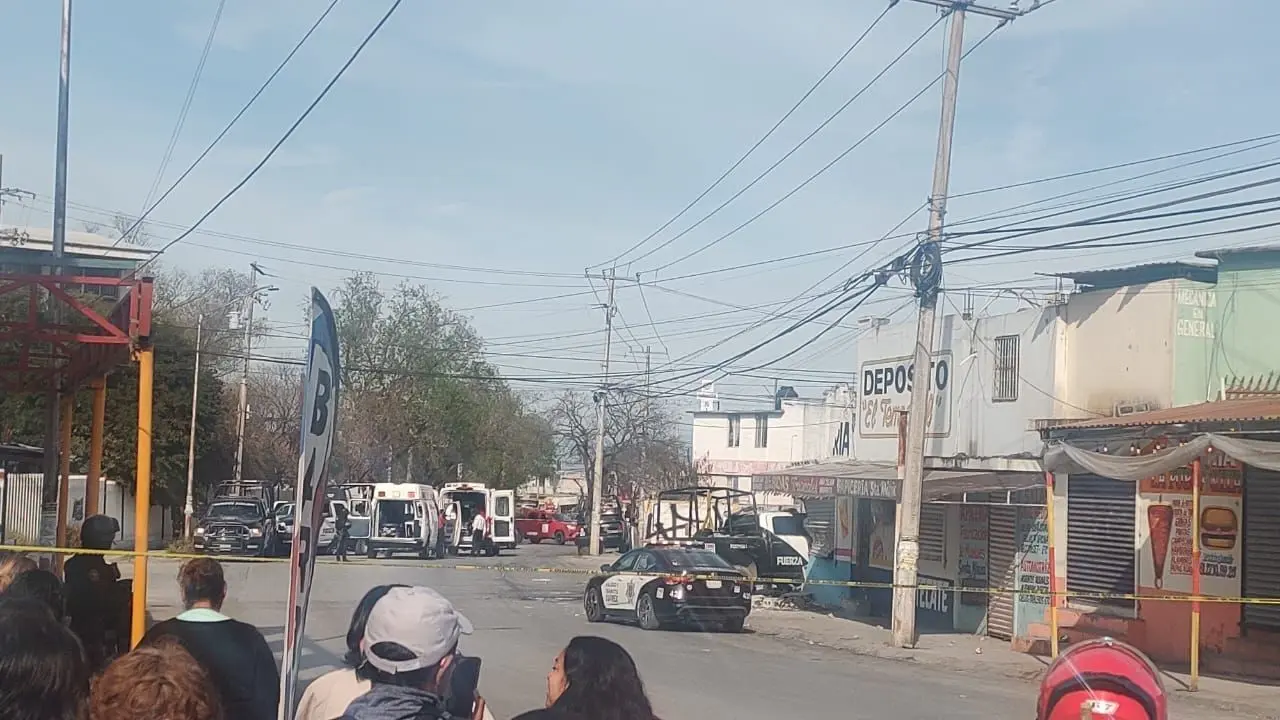 La movilización se registró en la avenida San Isidro, de la colonia Santa Mónica del municipio de Juárez, cerca de la secundaria 85. Foto: Especial/ POSTAMX