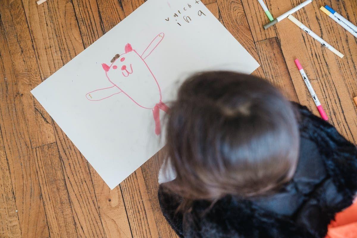 Desde la infancia se promueve que las y los niños aprendan sobre las emociones que genera la violencia y las emociones positivas que produce La Paz. Foto: Especial Pexes.