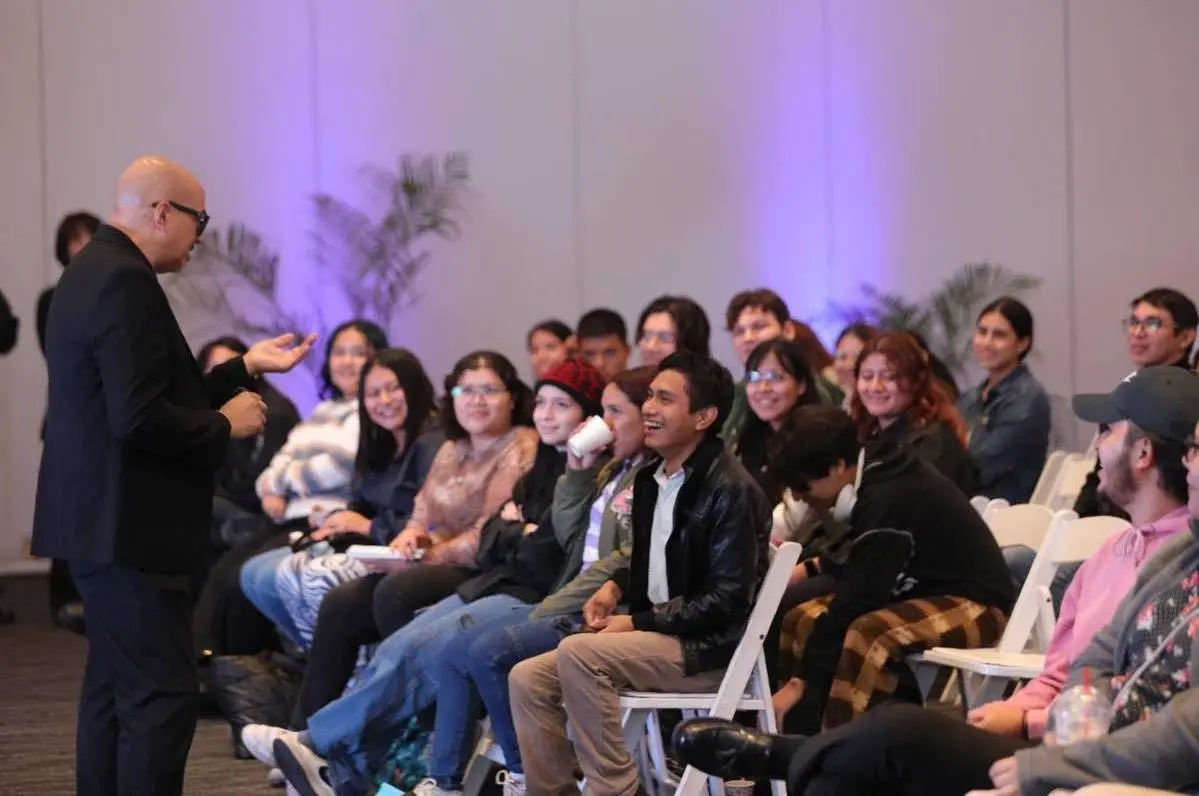 Estudiantes de Mérida y el interior de estado participaron en las entrevistas Foto: Gobierno del Estado