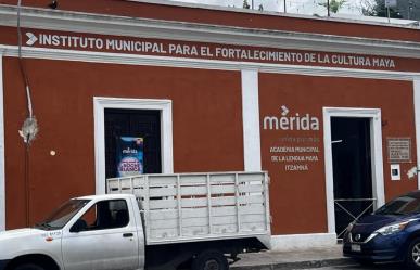 Extranjeros se interesan en aprender la lengua maya