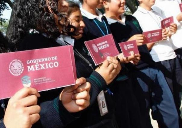 ¿Cuándo depositarán becas adelantadas para alumnos de educación básica?