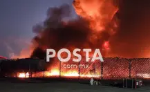 Consume incendio nave industrial en Escobedo