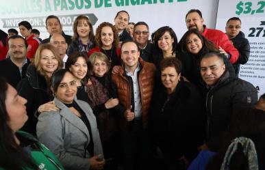 Llega Manolo con pavimento y agua a la Carbonífera