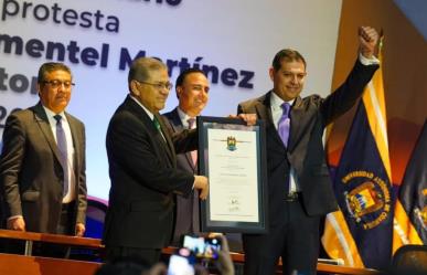 Rinde protesta Octavio Pimentel como Rector de la UA de C