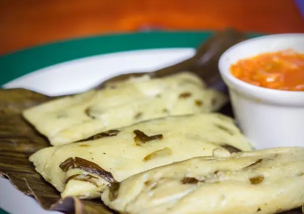 ¿Cómo se hacen los tamales de chipilín? Los favoritos de AMLO