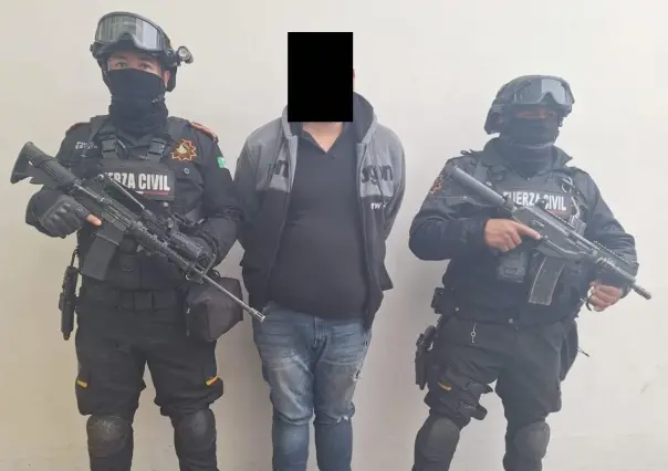 Detienen a hombre con arma de fuego y droga en Juárez
