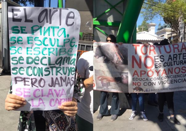 Activistas se manifiestan de forma pacífica contra las corridas de toros en CDMX