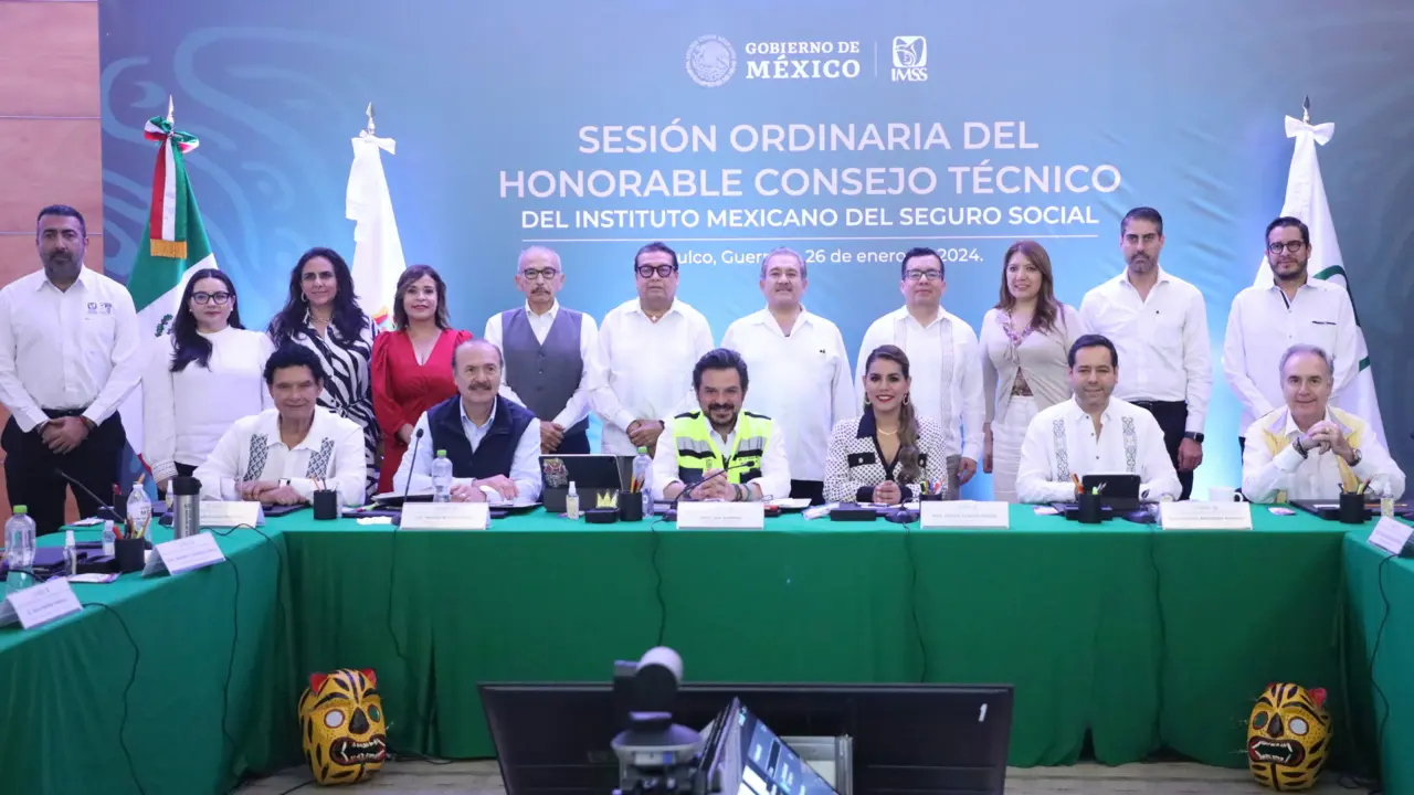 El trámite podrá ser realizado por los enfermeros profesionales hasta el 31 de diciembre del 2024 / Foto: IMSS Coahuila