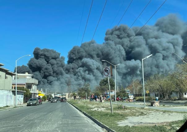 Llega humo de incendio de Nuevo León a Tamaulipas