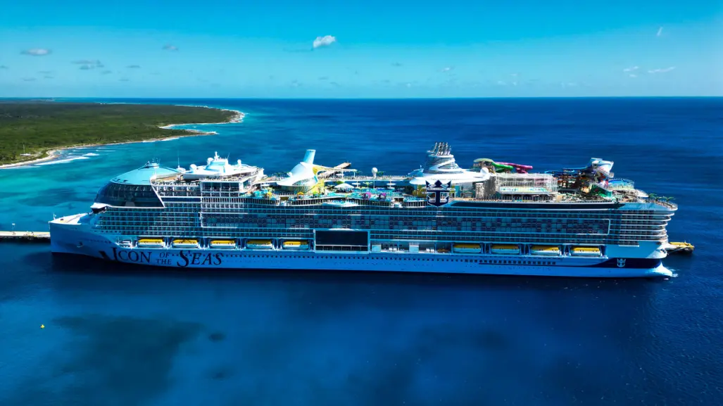 Llega a Quintana Roo el crucero más grande del mundo