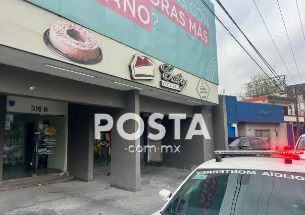 Asaltan a clientes y empleados de pastelería Caty