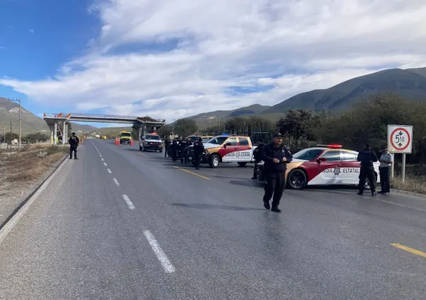 Cierran carretera federal 101 por traslado de calderas