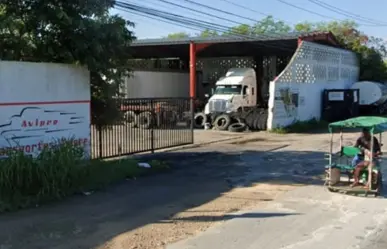 Se registra incendio en un encierro de tráileres en la vía Mérida-Conkal