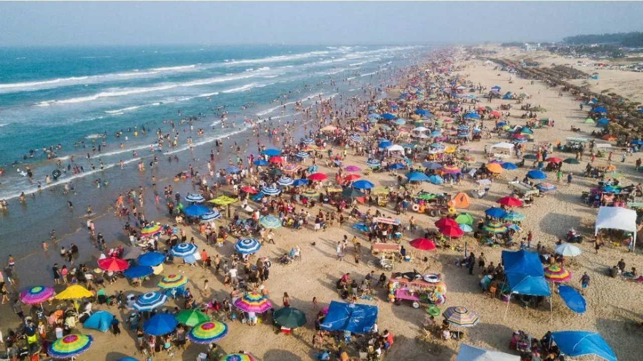 La playa Miramar ya lista para recibir a miles de turistas. Foto: web