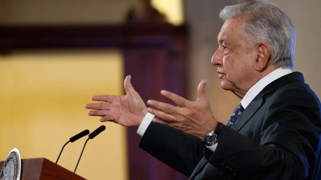 AMLO reta a comprobar llamada con La Barbie: tendría que renunciar