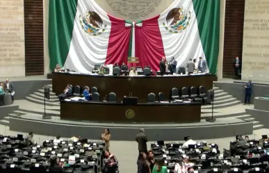 Iniciativas de reforma de AMLO inician proceso en Cámara: turnadas a comisiones