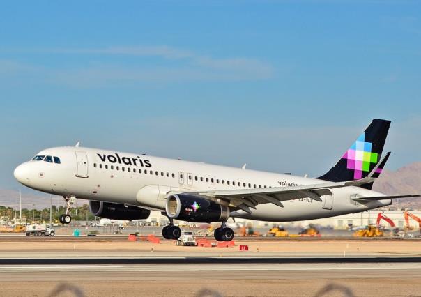 Mujer pierde la vida en pleno vuelo y provoca un aterrizaje de emergencia