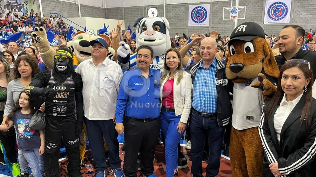 Inauguran en Cadereyta primer gimnasio polideportivo