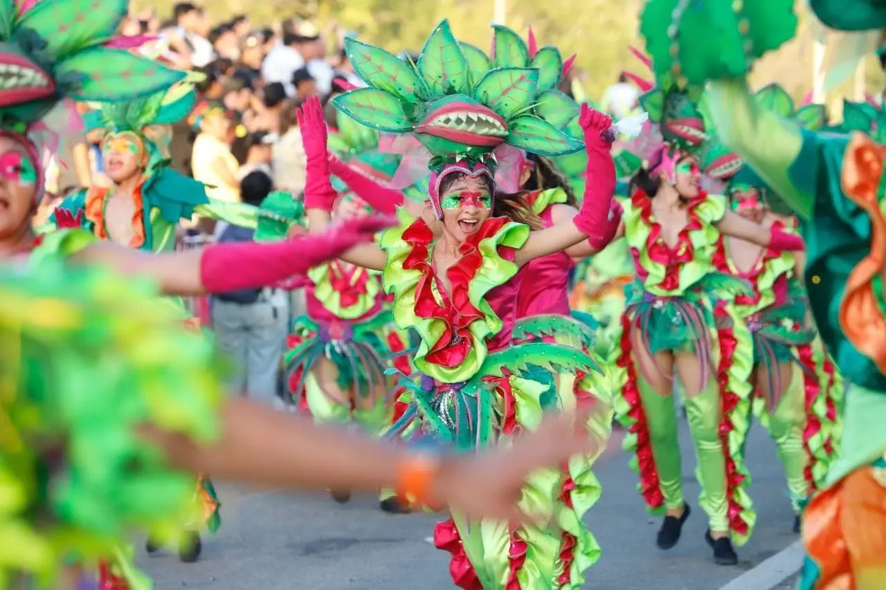 El espíritu carnavalesco se dejó sentir esta tarde en ciudad Carnaval Fotos: Redes sociales