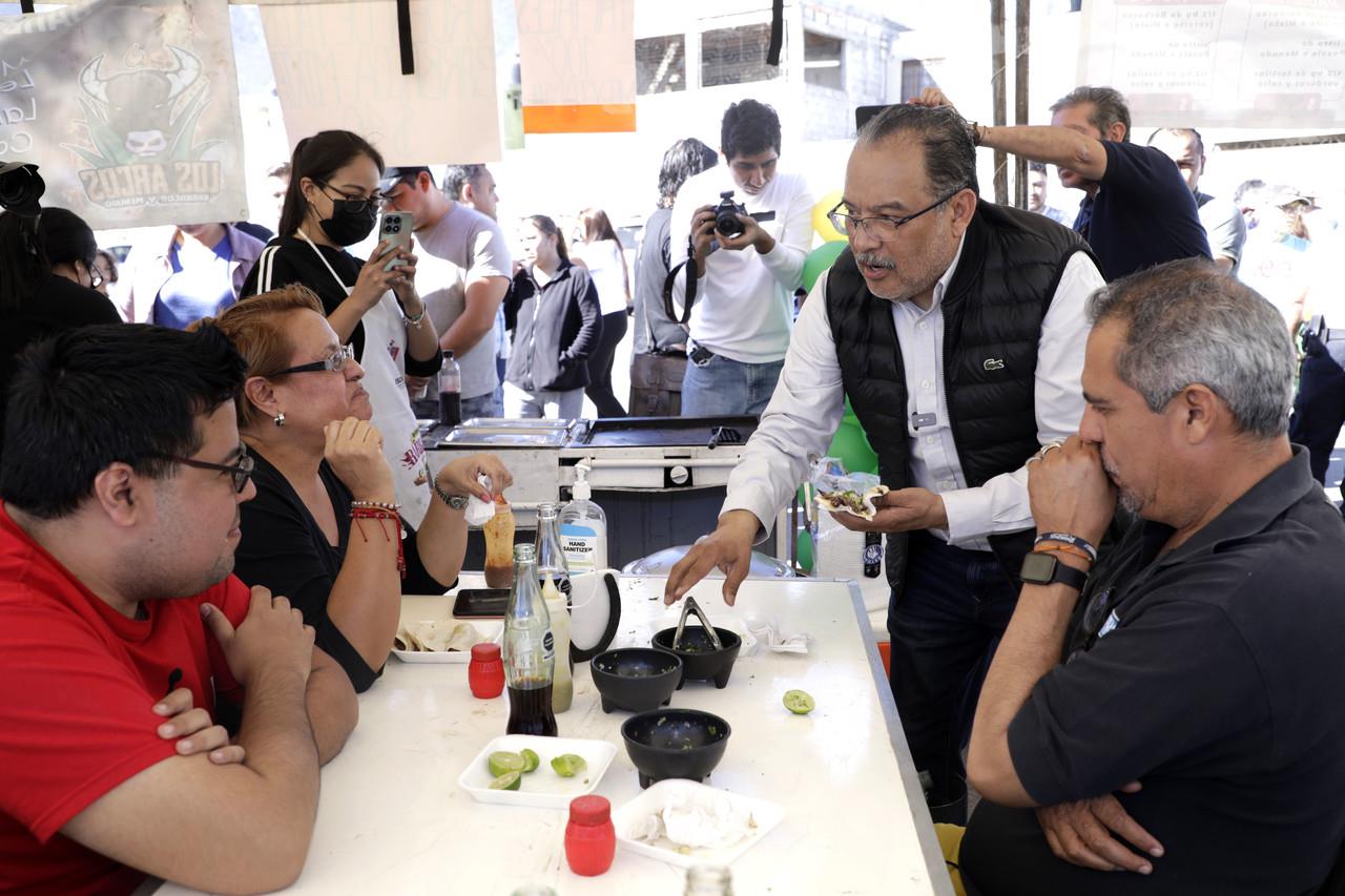 Disfrutan familias de Escobedo tercer festival de barbacoa