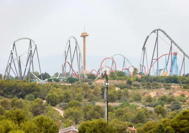 Árbol cae en montaña rusa de PortAventura World dejando 14 heridos