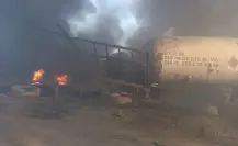 Se incendia caja de tráiler en corralón de El Carmen, Nuevo León