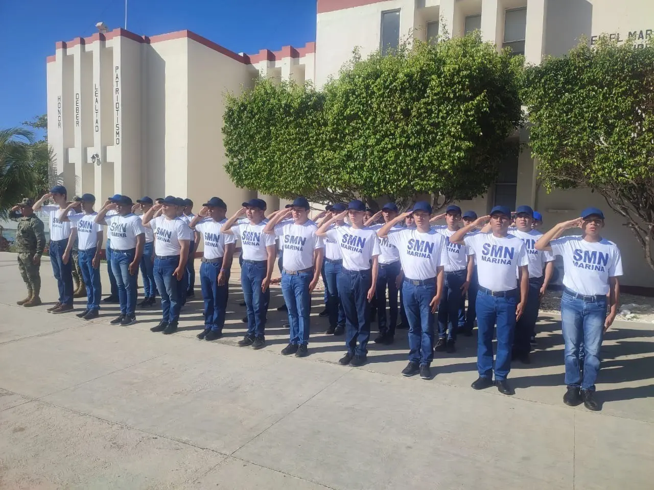 En la ceremonia se le recordó a los nuevos conscriptos la importancia del compromiso de servir a la patria