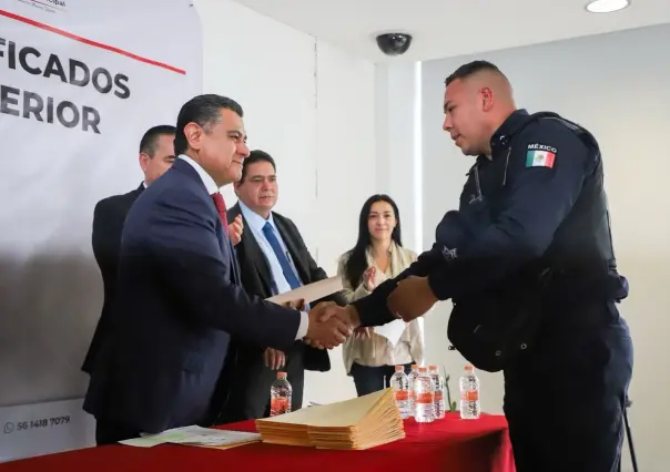 Cumplen policías de Tlalnepantla con la profesionalización