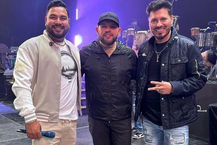 Óscar Ivan vocalista de Duelo invitado especial de Banda MS Foto: Instagram