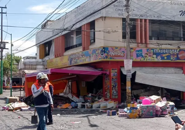 Explota taquería en Iztapalapa, hay tres personas heridas