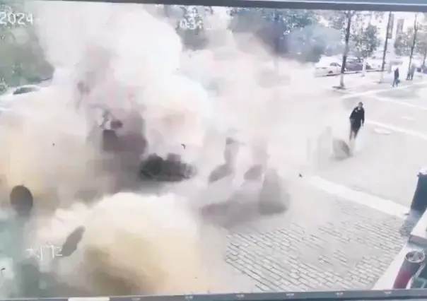 Explosión en China: niños jugaban con petardos en alcantarillas (VIDEO)