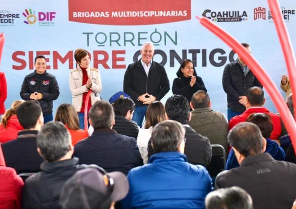 Destaca alcalde Román Cepeda renovación de plazas públicas en Torreón