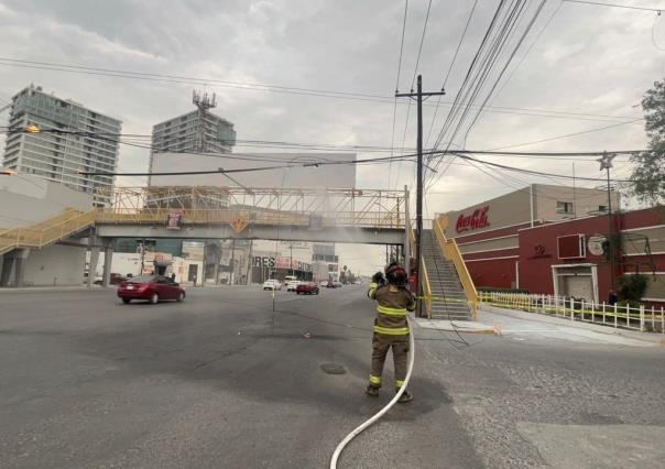 Incendio de cableado en Alfonso Reyes colapsa vialidad