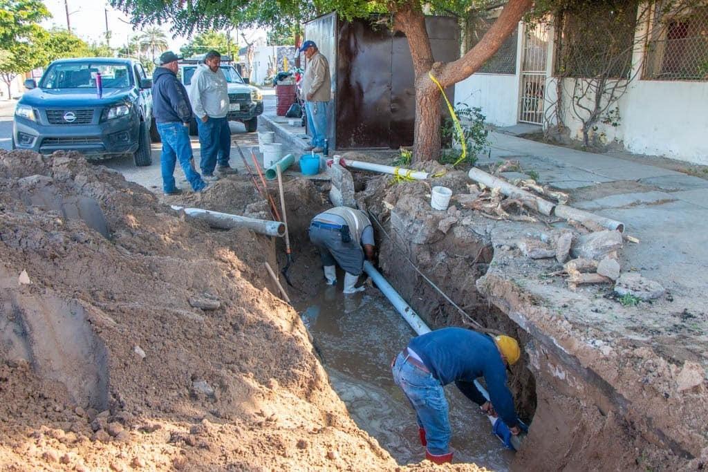 Reparación de fugas. I Foto: Sapa La Paz.