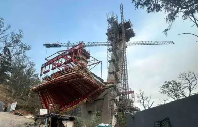 Trabajadores del Tren Interurbano caen de una estructura ¡Uno de ellos murió!